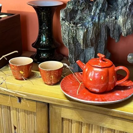 Handmade Lacquer One-Pot&Two-Cups with Pot-Saiver Set – Chinese Urushi Art | Oriental Home Decor Gift