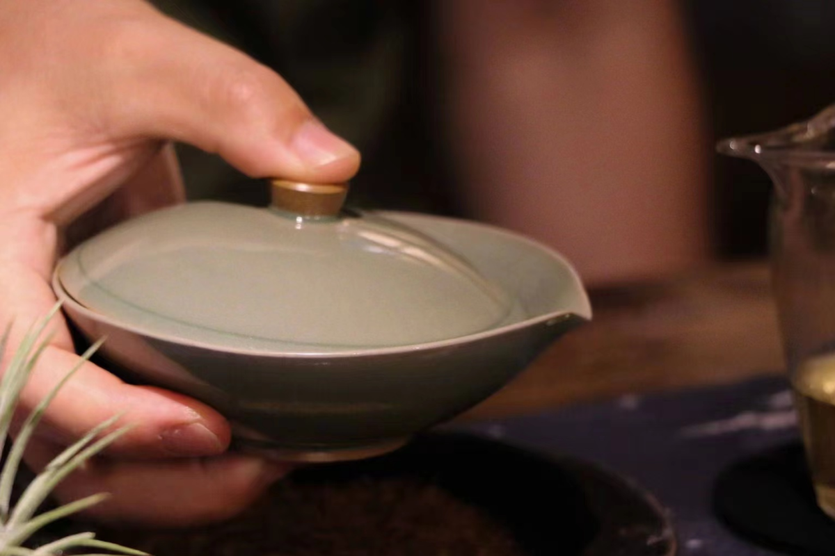 Song style gaiwan Yaozhou celadon Chinese tea bowl for gongfu tea