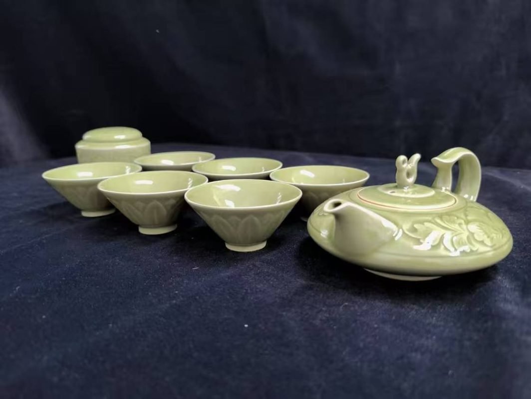 Yaozhou celadon scroll pattern tea set teapot cups canister