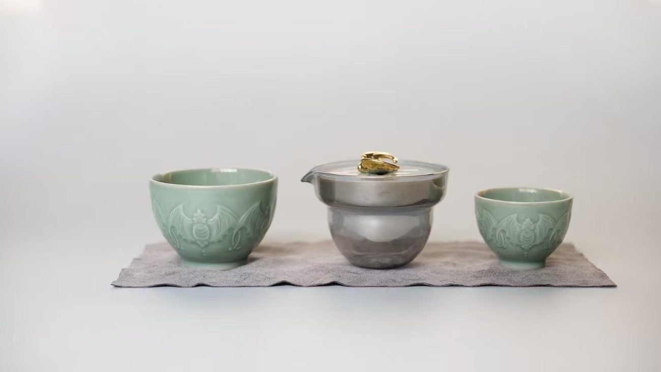 Portable celadon travel tea cup Yaozhou style